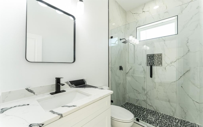 2147 Heath Street, Sulphur Springs, TX 75482, 4 Bedrooms Bedrooms, ,5 BathroomsBathrooms,Residential,For Sale,2147 Heath Street,0,21083723