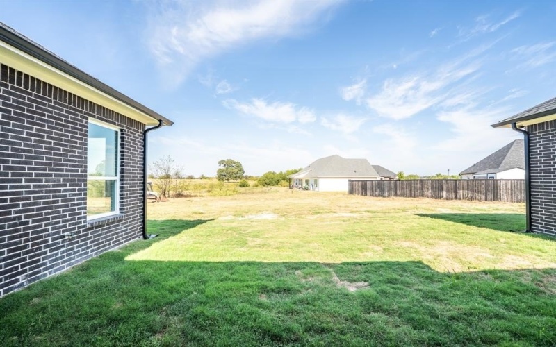 2147 Heath Street, Sulphur Springs, TX 75482, 4 Bedrooms Bedrooms, ,5 BathroomsBathrooms,Residential,For Sale,2147 Heath Street,0,21083723