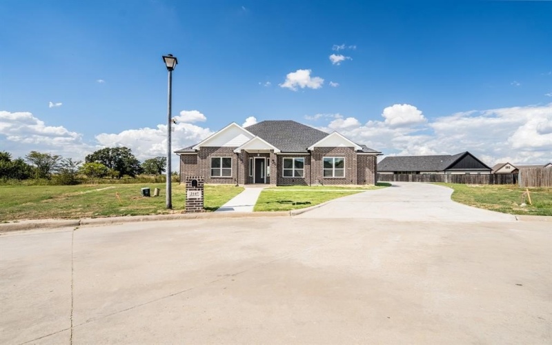 2147 Heath Street, Sulphur Springs, TX 75482, 4 Bedrooms Bedrooms, ,5 BathroomsBathrooms,Residential,For Sale,2147 Heath Street,0,21083723