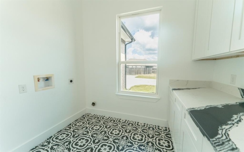 2147 Heath Street, Sulphur Springs, TX 75482, 4 Bedrooms Bedrooms, ,5 BathroomsBathrooms,Residential,For Sale,2147 Heath Street,0,21083723