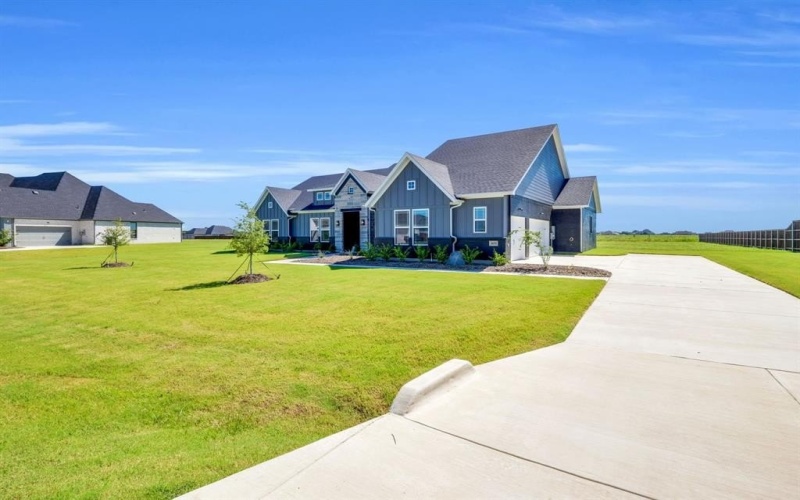 1651 Blackfoot Parkway, Waxahachie, TX 75165, 4 Bedrooms Bedrooms, ,2 BathroomsBathrooms,Residential,For Sale,1651 Blackfoot Parkway,0,21083862