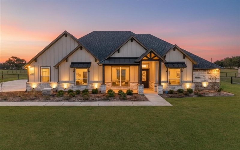 161 Frontera Drive, Decatur, TX 76234, 4 Habitaciones Habitaciones , ,3 BañosBaños,Residential,En Venta,161 Frontera Drive,0,21083956