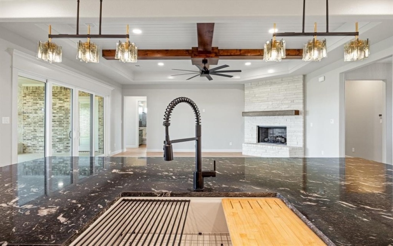 161 Frontera Drive, Decatur, TX 76234, 4 Habitaciones Habitaciones , ,3 BañosBaños,Residential,En Venta,161 Frontera Drive,0,21083956