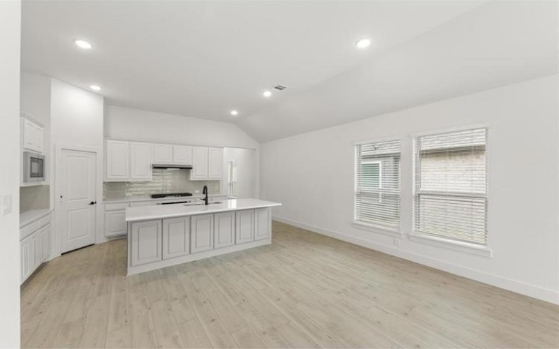 700 Valley Pines Drive, Anna, TX 75409, 3 Habitaciones Habitaciones , ,2 BañosBaños,Residential,En Venta,700 Valley Pines Drive,0,21084009