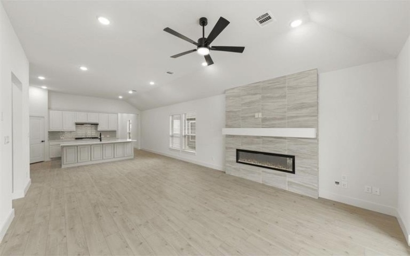 700 Valley Pines Drive, Anna, TX 75409, 3 Habitaciones Habitaciones , ,2 BañosBaños,Residential,En Venta,700 Valley Pines Drive,0,21084009