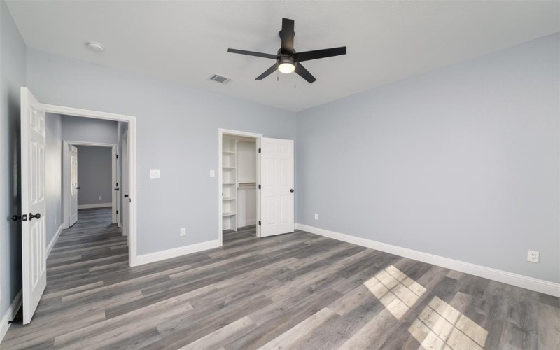 1017 Don Eve Court, Azle, TX 76020, 4 Habitaciones Habitaciones , ,2 BañosBaños,Residential,En Venta,1017 Don Eve Court,0,21084089