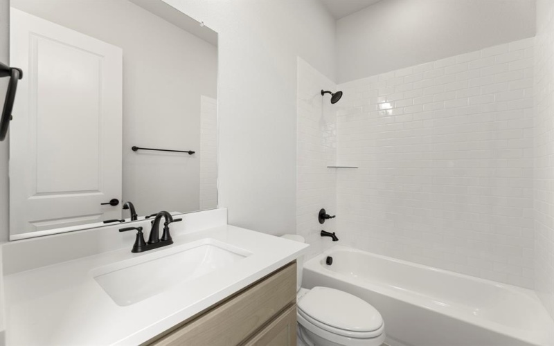 2232 Euclid Drive, Rockwall, TX 75087, 4 Bedrooms Bedrooms, ,3 BathroomsBathrooms,Residential,For Sale,2232 Euclid Drive,0,21084121
