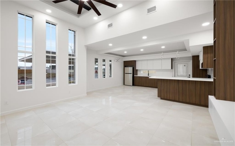 5804 Providence Avenue #B, McAllen, TX 78504, 2 Habitaciones Habitaciones , ,2 BañosBaños,Residential,En Venta,5804 Providence Avenue,456011