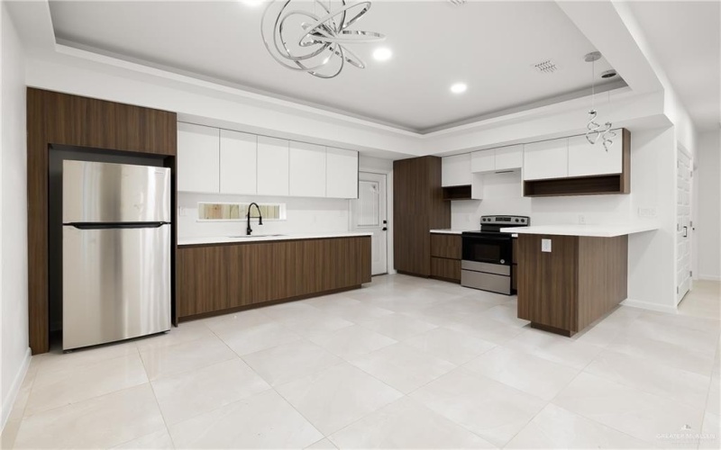 5804 Providence Avenue #B, McAllen, TX 78504, 2 Habitaciones Habitaciones , ,2 BañosBaños,Residential,En Venta,5804 Providence Avenue,456011