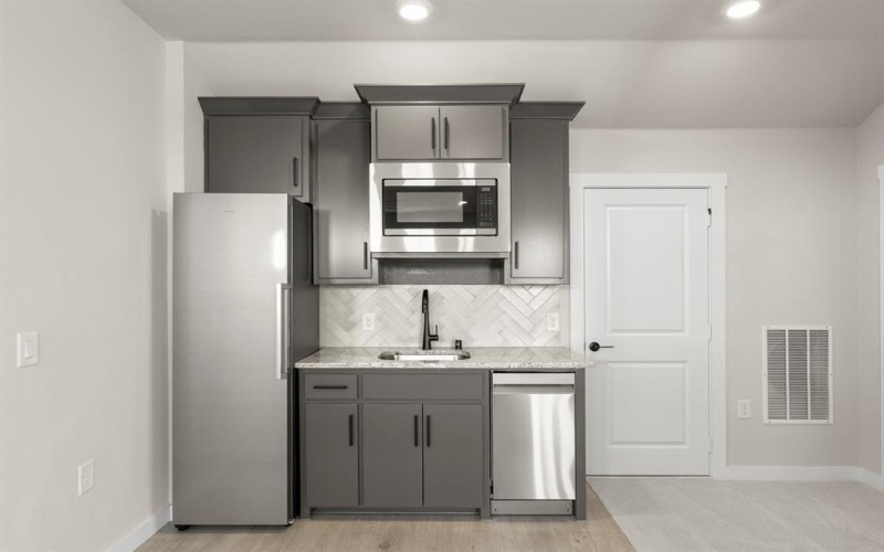 1225 Armstrong, The Colony, TX 75056, 3 Habitaciones Habitaciones , ,2 BañosBaños,Residential,En Venta,1225 Armstrong,0,21084263