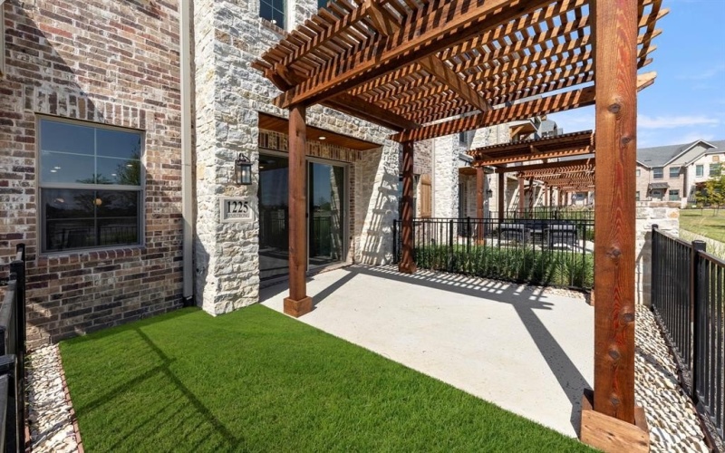 1225 Armstrong, The Colony, TX 75056, 3 Habitaciones Habitaciones , ,2 BañosBaños,Residential,En Venta,1225 Armstrong,0,21084263