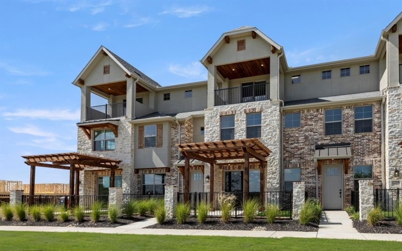 1221 Armstrong, The Colony, TX 75056, 3 Habitaciones Habitaciones , ,2 BañosBaños,Residential,En Venta,1221 Armstrong,0,21084279