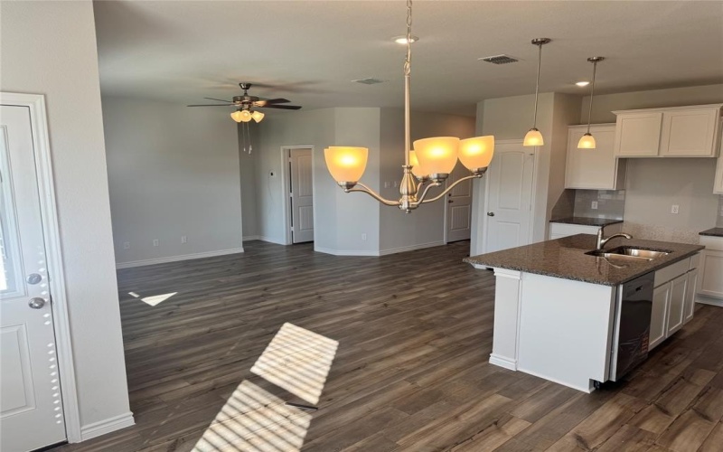 5701 Foggy Lagoon Drive, Waco, TX 76708, 3 Habitaciones Habitaciones , ,2 BañosBaños,Residential,En Venta,5701 Foggy Lagoon Drive,0,21084364