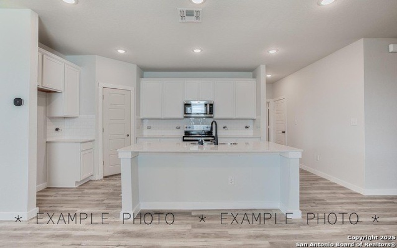2125 Maestro Drive, Seguin, TX 78155, 4 Habitaciones Habitaciones , ,2 BañosBaños,Residential,En Venta,2125 Maestro Drive,0,1914481