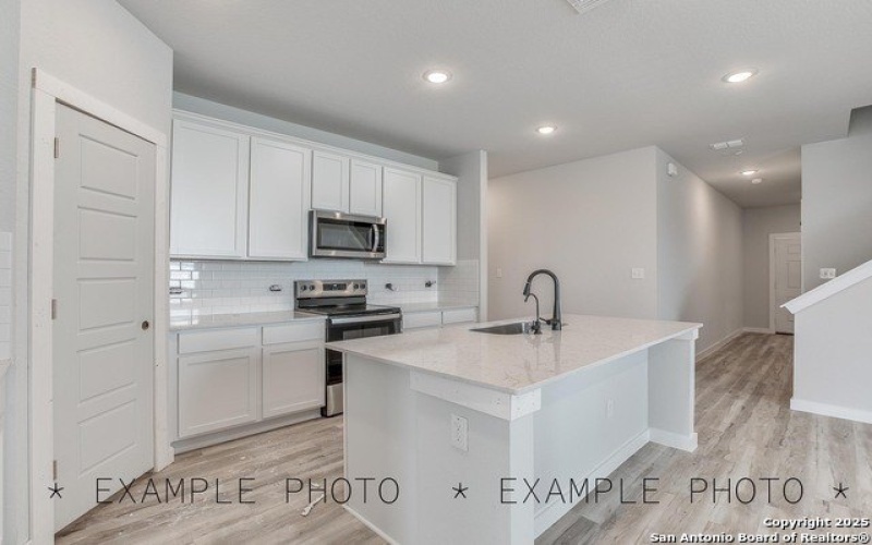 2125 Maestro Drive, Seguin, TX 78155, 4 Habitaciones Habitaciones , ,2 BañosBaños,Residential,En Venta,2125 Maestro Drive,0,1914481