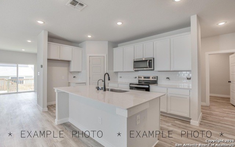 2125 Maestro Drive, Seguin, TX 78155, 4 Habitaciones Habitaciones , ,2 BañosBaños,Residential,En Venta,2125 Maestro Drive,0,1914481