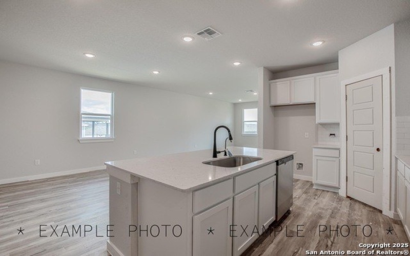 2125 Maestro Drive, Seguin, TX 78155, 4 Habitaciones Habitaciones , ,2 BañosBaños,Residential,En Venta,2125 Maestro Drive,0,1914481