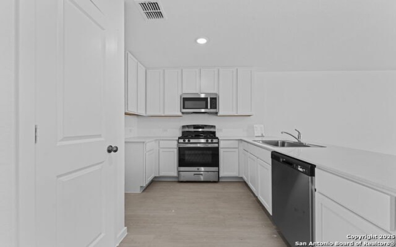 7207 Brownleaf Dr, San Antonio, TX 78227, 4 Habitaciones Habitaciones , ,2 BañosBaños,Residential,En Venta,7207 Brownleaf Dr,0,1914515