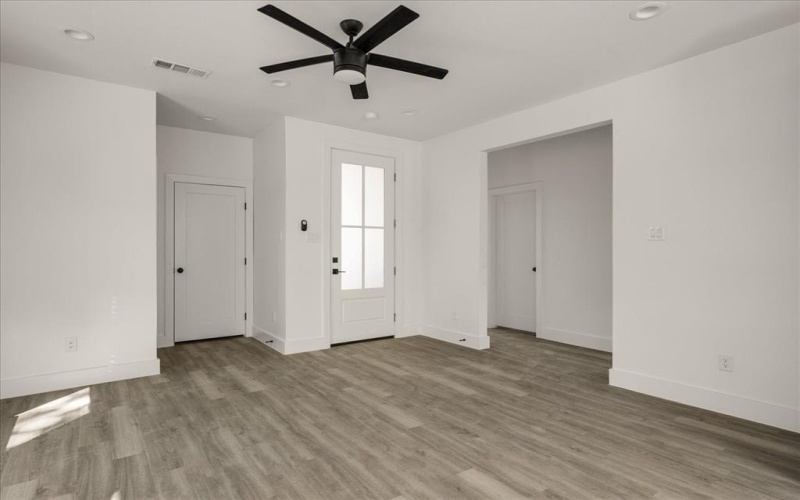 549 Augustus Street, Trenton, TX 75490, 4 Habitaciones Habitaciones , ,5 BañosBaños,Residential,En Venta,549 Augustus Street,0,21084080