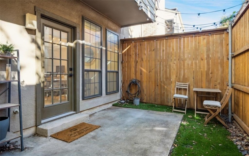 4124 Cole Avenue #209, Dallas, TX 75204, 2 Habitaciones Habitaciones , ,1 BañoBaños,Residential,En Venta,4124 Cole Avenue,0,21084365