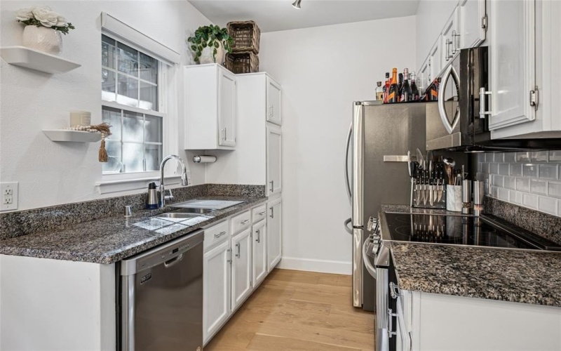 4124 Cole Avenue #209, Dallas, TX 75204, 2 Habitaciones Habitaciones , ,1 BañoBaños,Residential,En Venta,4124 Cole Avenue,0,21084365