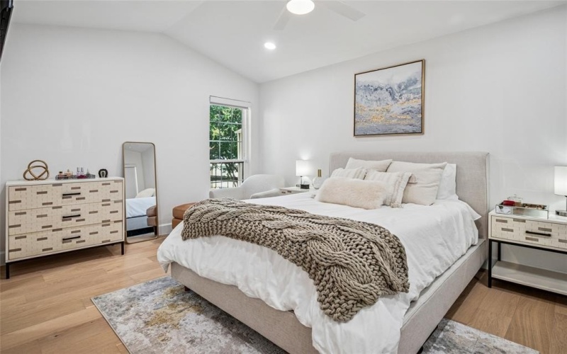 4124 Cole Avenue #209, Dallas, TX 75204, 2 Habitaciones Habitaciones , ,1 BañoBaños,Residential,En Venta,4124 Cole Avenue,0,21084365