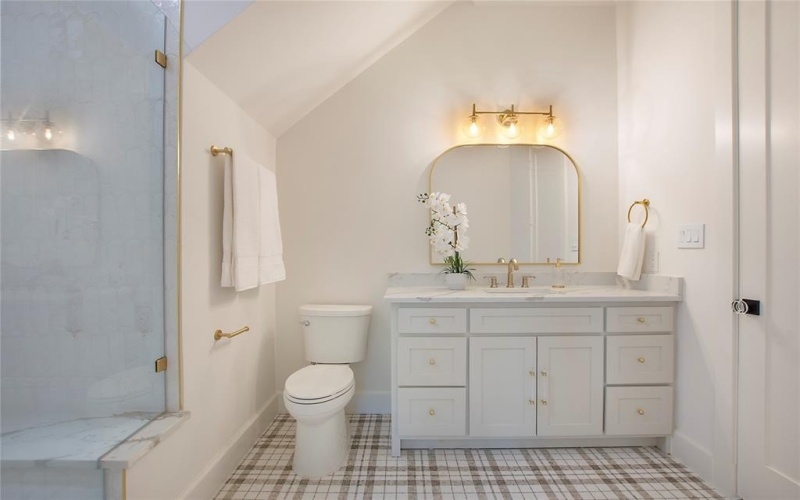 5641 Monticello Avenue, Dallas, TX 75206, 5 Bedrooms Bedrooms, ,5 BathroomsBathrooms,Residential,For Sale,5641 Monticello Avenue,0,21084496