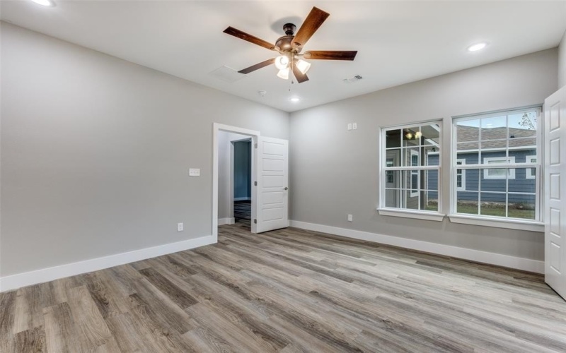 1219 S Montgomery Street, Sherman, TX 75090, 3 Habitaciones Habitaciones , ,2 BañosBaños,Residential,En Venta,1219 S Montgomery Street,0,21084548