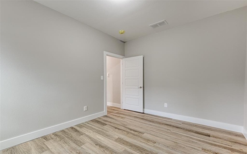 1219 S Montgomery Street, Sherman, TX 75090, 3 Habitaciones Habitaciones , ,2 BañosBaños,Residential,En Venta,1219 S Montgomery Street,0,21084548