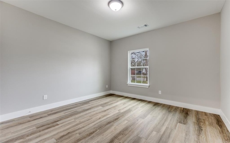 1219 S Montgomery Street, Sherman, TX 75090, 3 Habitaciones Habitaciones , ,2 BañosBaños,Residential,En Venta,1219 S Montgomery Street,0,21084548