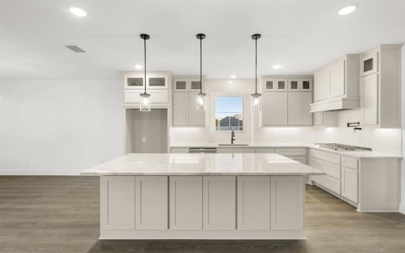 230 Broadmoor Lane, Ovilla, TX 75154, 5 Bedrooms Bedrooms, ,5 BathroomsBathrooms,Residential,For Sale,230 Broadmoor Lane,0,21084574