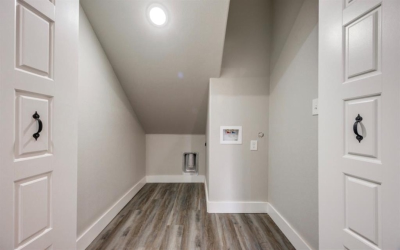 2099 Albert Broadfoot, Bonham, TX 75418, 6 Bedrooms Bedrooms, ,5 BathroomsBathrooms,Residential,For Sale,2099 Albert Broadfoot,0,21084640