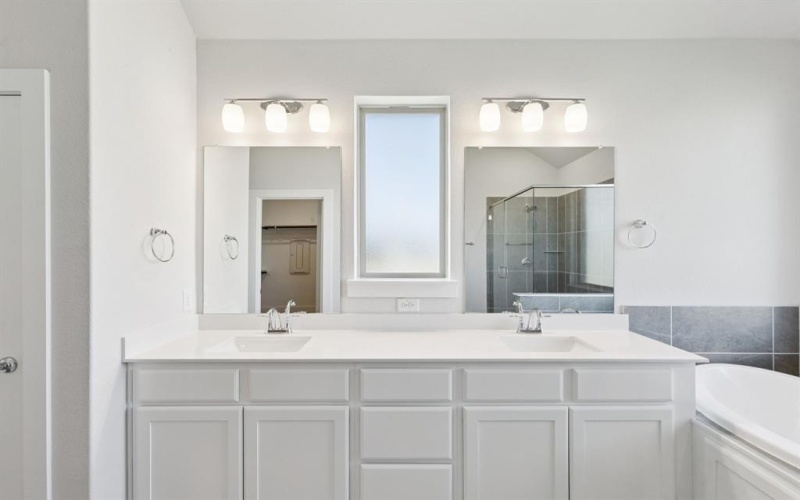 4511 Cowboss Road, Waxahachie, TX 75165, 4 Habitaciones Habitaciones , ,2 BañosBaños,Residential,En Venta,4511 Cowboss Road,0,21084683