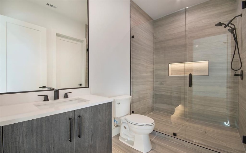 10207 Marsh Lane, Dallas, TX 75229, 5 Bedrooms Bedrooms, ,6 BathroomsBathrooms,Residential,For Sale,10207 Marsh Lane,0,21083602