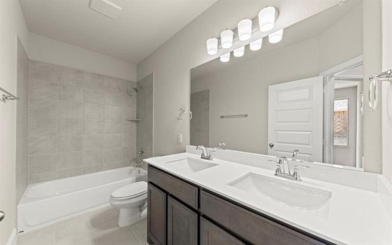 539 San Angelo Drive, Forney, TX 75126, 4 Habitaciones Habitaciones , ,3 BañosBaños,Residential,En Venta,539 San Angelo Drive,0,21084108