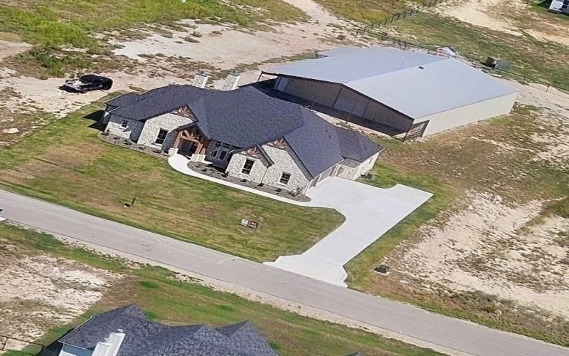 2017 Downslope Lane, Weatherford, TX 76087, 4 Bedrooms Bedrooms, ,3 BathroomsBathrooms,Residential,For Sale,2017 Downslope Lane,0,21084372