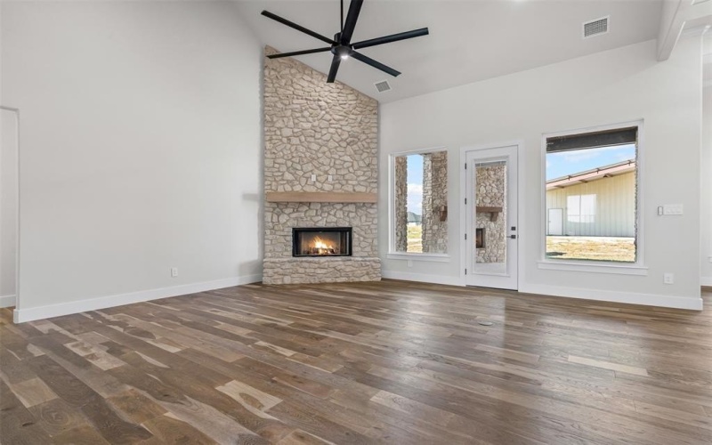 2017 Downslope Lane, Weatherford, TX 76087, 4 Bedrooms Bedrooms, ,3 BathroomsBathrooms,Residential,For Sale,2017 Downslope Lane,0,21084372