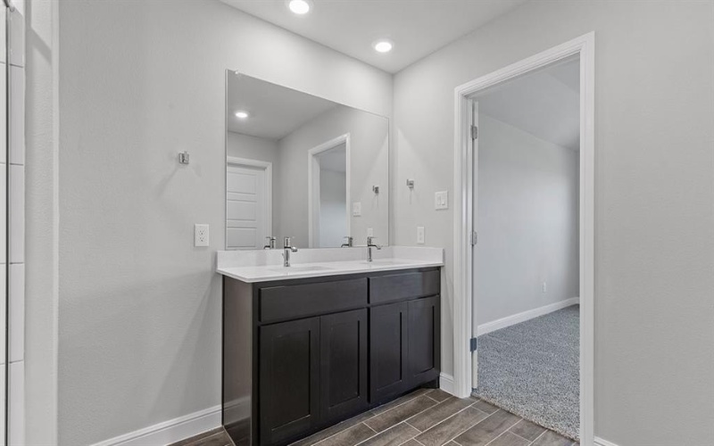 413 SUNFLOWER Trail, Cleburne, TX 76033, 5 Habitaciones Habitaciones , ,3 BañosBaños,Residential,En Venta,413 SUNFLOWER Trail,0,21084020