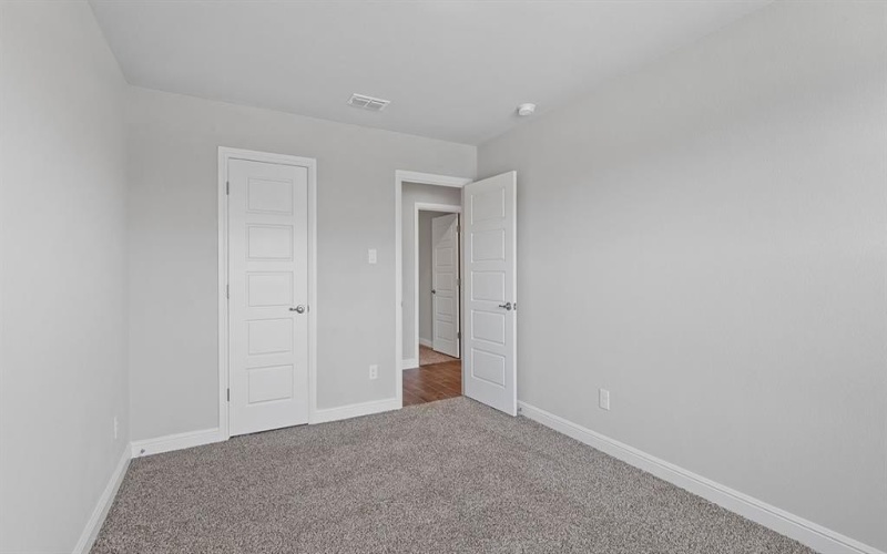 413 SUNFLOWER Trail, Cleburne, TX 76033, 5 Habitaciones Habitaciones , ,3 BañosBaños,Residential,En Venta,413 SUNFLOWER Trail,0,21084020