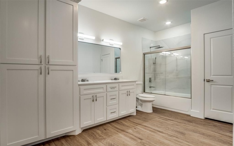 5912 Tin Top Highway, Granbury, TX 76048, 3 Bedrooms Bedrooms, ,2 BathroomsBathrooms,Residential,For Sale,5912 Tin Top Highway,0,21084442