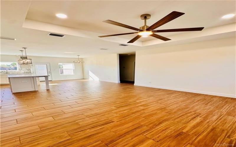2110 Trinity, Donna, TX 78537, 3 Habitaciones Habitaciones , ,2 BañosBaños,Residential,En Venta,2110 Trinity,456498