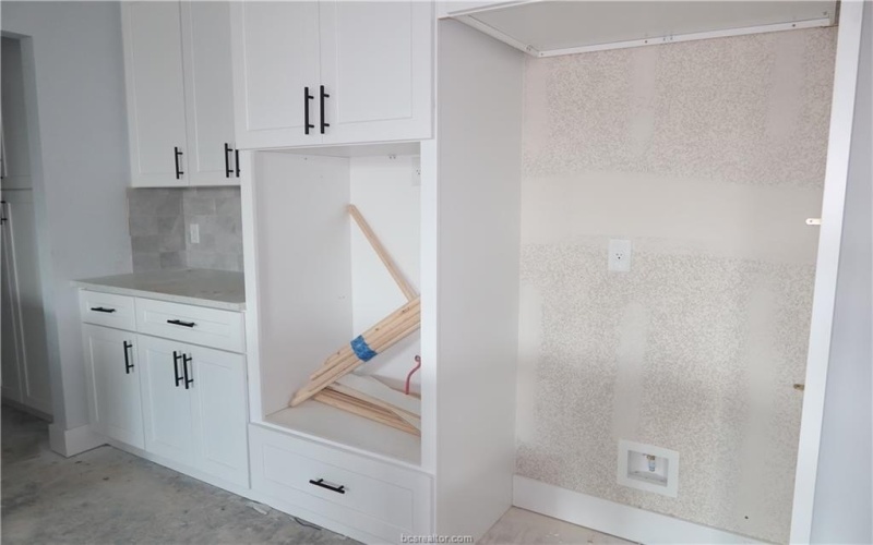 2010 Reagan Court, Bryan, TX 77802, 3 Bedrooms Bedrooms, ,2 BathroomsBathrooms,Residential,For Sale,2010 Reagan Court,0,25010771