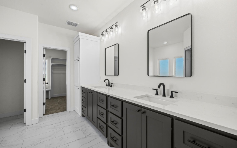 8115 County Rd 6100, Shallowater, TX 79363, 3 Bedrooms Bedrooms, ,2 BathroomsBathrooms,Residential,For Sale,8115 County Rd 6100,0,202561682