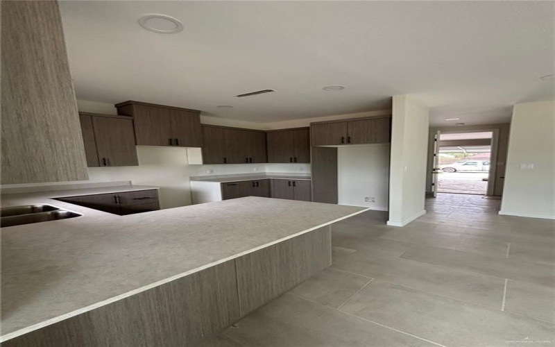2205 Dorado Drive, Mission, TX 78573, 3 Bedrooms Bedrooms, ,2 BathroomsBathrooms,Residential,For Sale,2205 Dorado Drive,456652