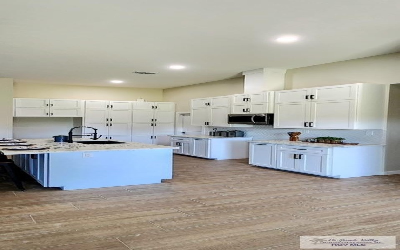 2621 MARKY ST, HARLINGEN, TX 78550, 4 Bedrooms Bedrooms, ,2 BathroomsBathrooms,Residential,For Sale,2621 MARKY ST,0,29769232