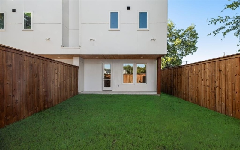 1123 Muncie, Dallas, TX 75212, 3 Bedrooms Bedrooms, ,3 BathroomsBathrooms,Residential,For Sale,1123 Muncie,0,21060121
