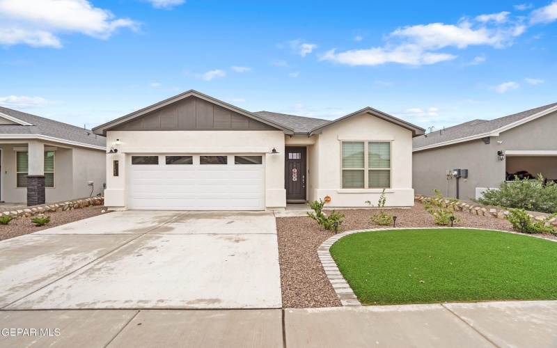 11133 BLAZING STAR Place, El Paso, TX 79934, 4 Habitaciones Habitaciones , ,2 BañosBaños,Residential,En Venta,11133 BLAZING STAR Place,0,931969