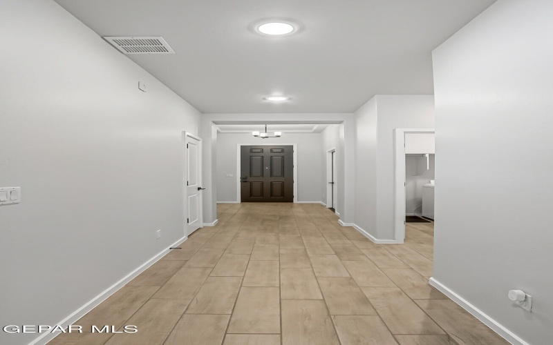 393 Frodsham Street, El Paso, TX 79928, 4 Habitaciones Habitaciones , ,2 BañosBaños,Residential,En Venta,393 Frodsham Street,0,931975
