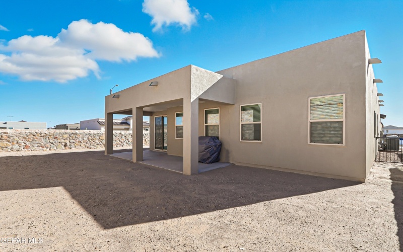393 Frodsham Street, El Paso, TX 79928, 4 Habitaciones Habitaciones , ,2 BañosBaños,Residential,En Venta,393 Frodsham Street,0,931975