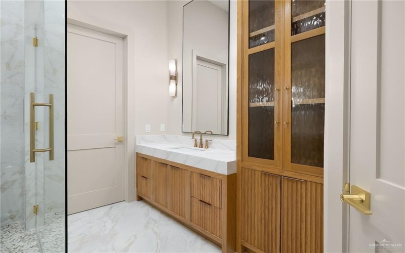 2905 Wesleyan Avenue, McAllen, TX 78504, 4 Bedrooms Bedrooms, ,5 BathroomsBathrooms,Residential,For Sale,2905 Wesleyan Avenue,0,483155